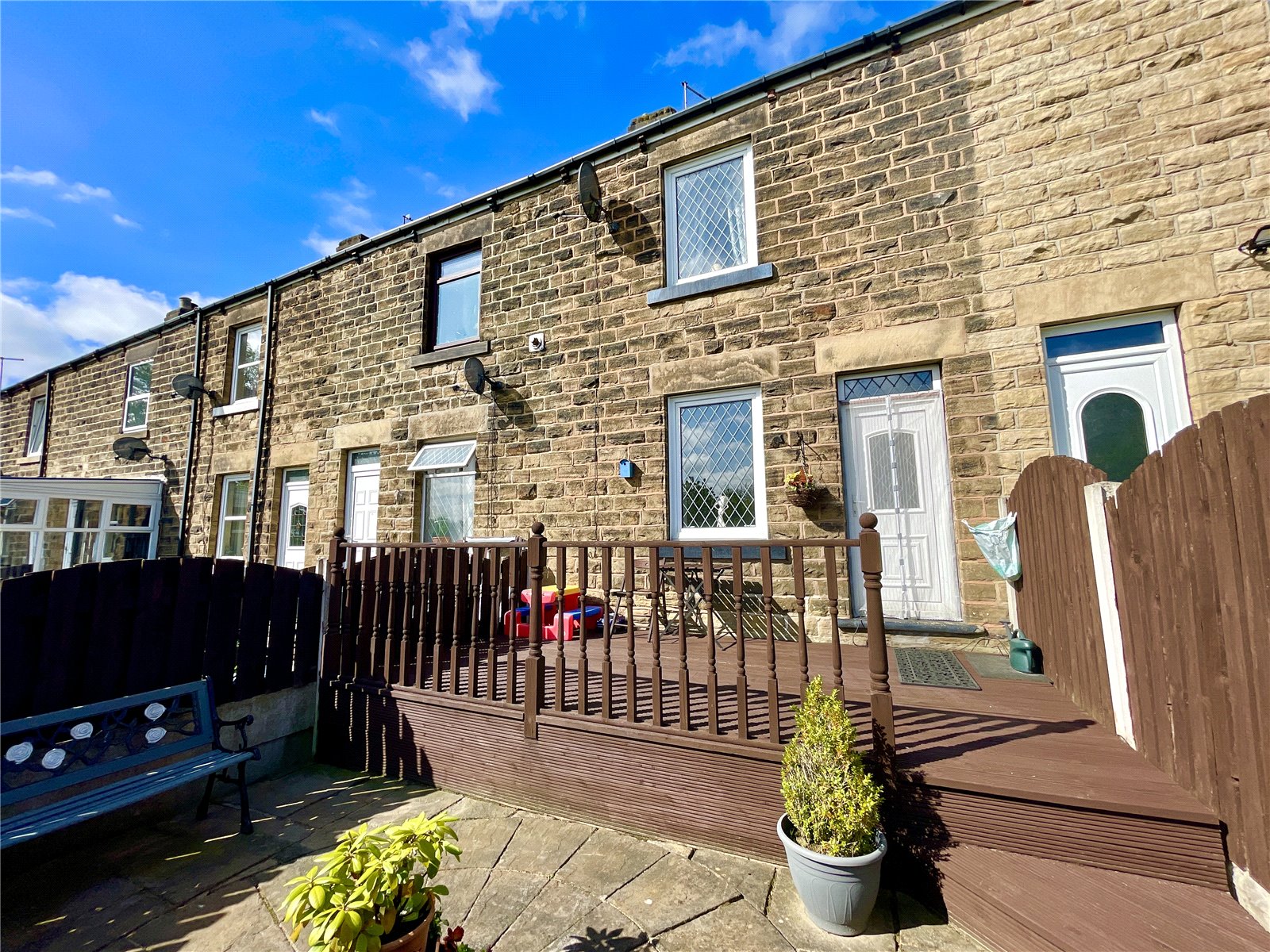 Back Poplar Terrace, Royston Whitegates