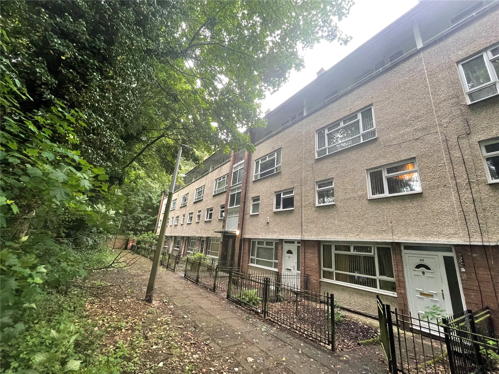 Whitegates West Derby 3 bedroom Flat For Sale in Thornside Walk