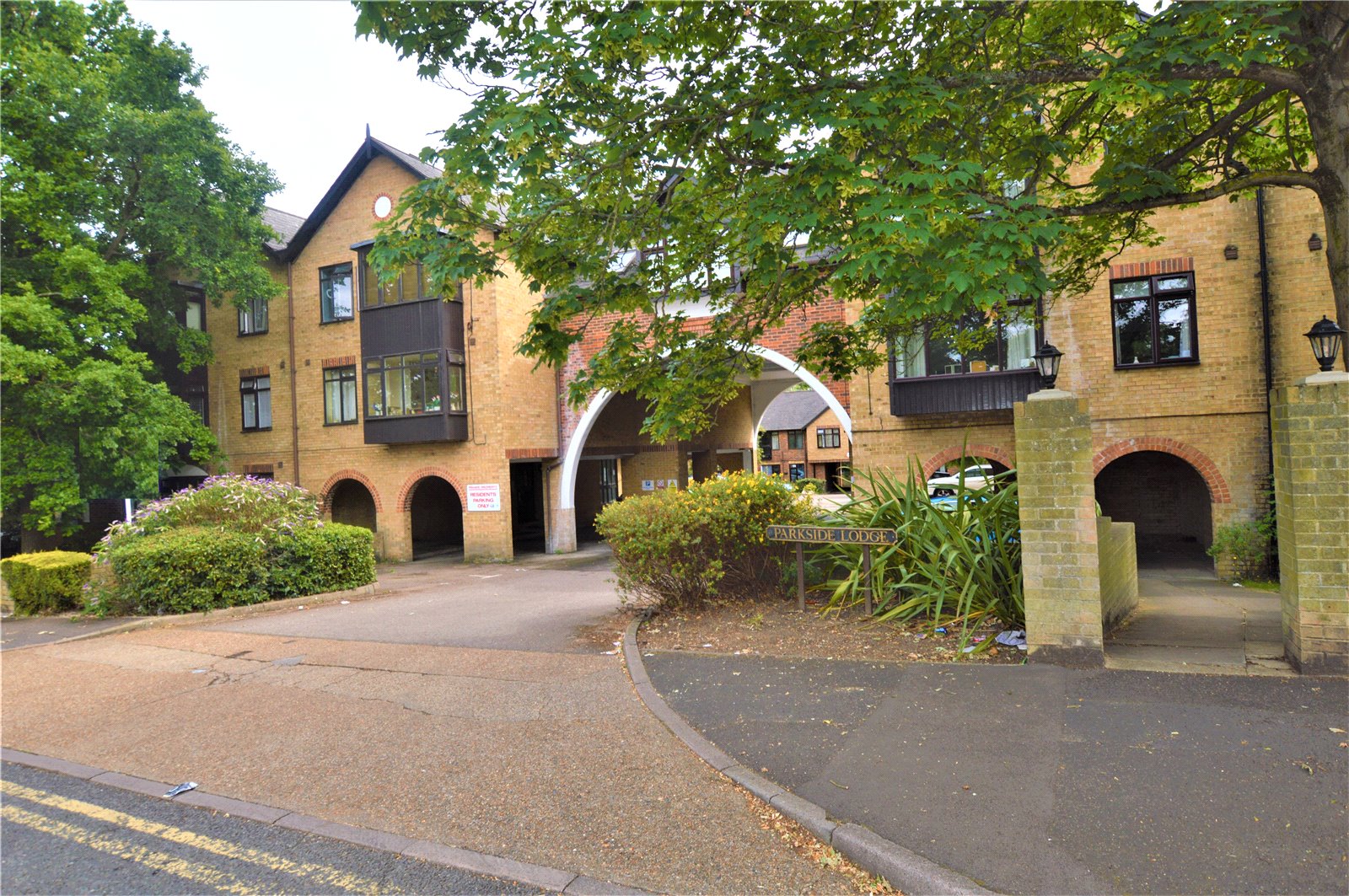 Erith Road, Belvedere, Kent Ellis & Co