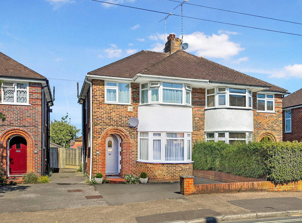 Rushams Road, Horsham Martin & Co