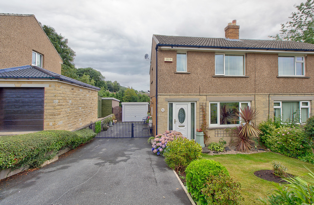 St Pauls Road, Kirkheaton Martin & Co