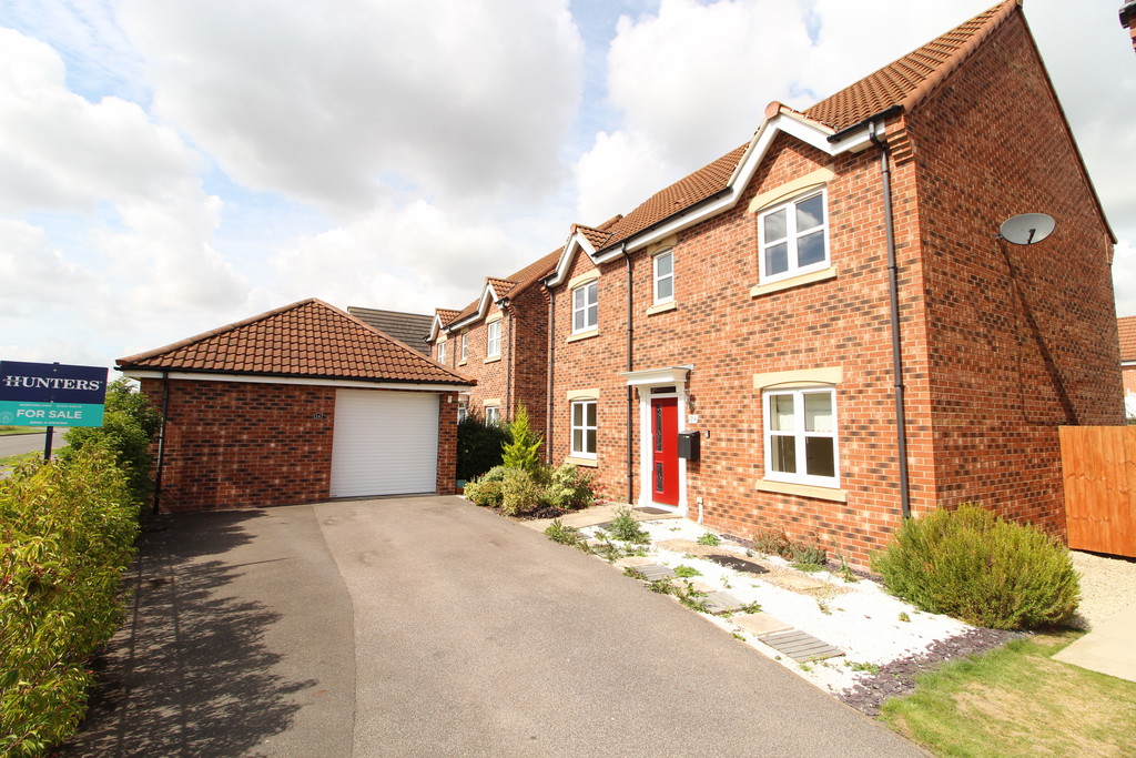 Maybell Close, Gainsborough Martin & Co