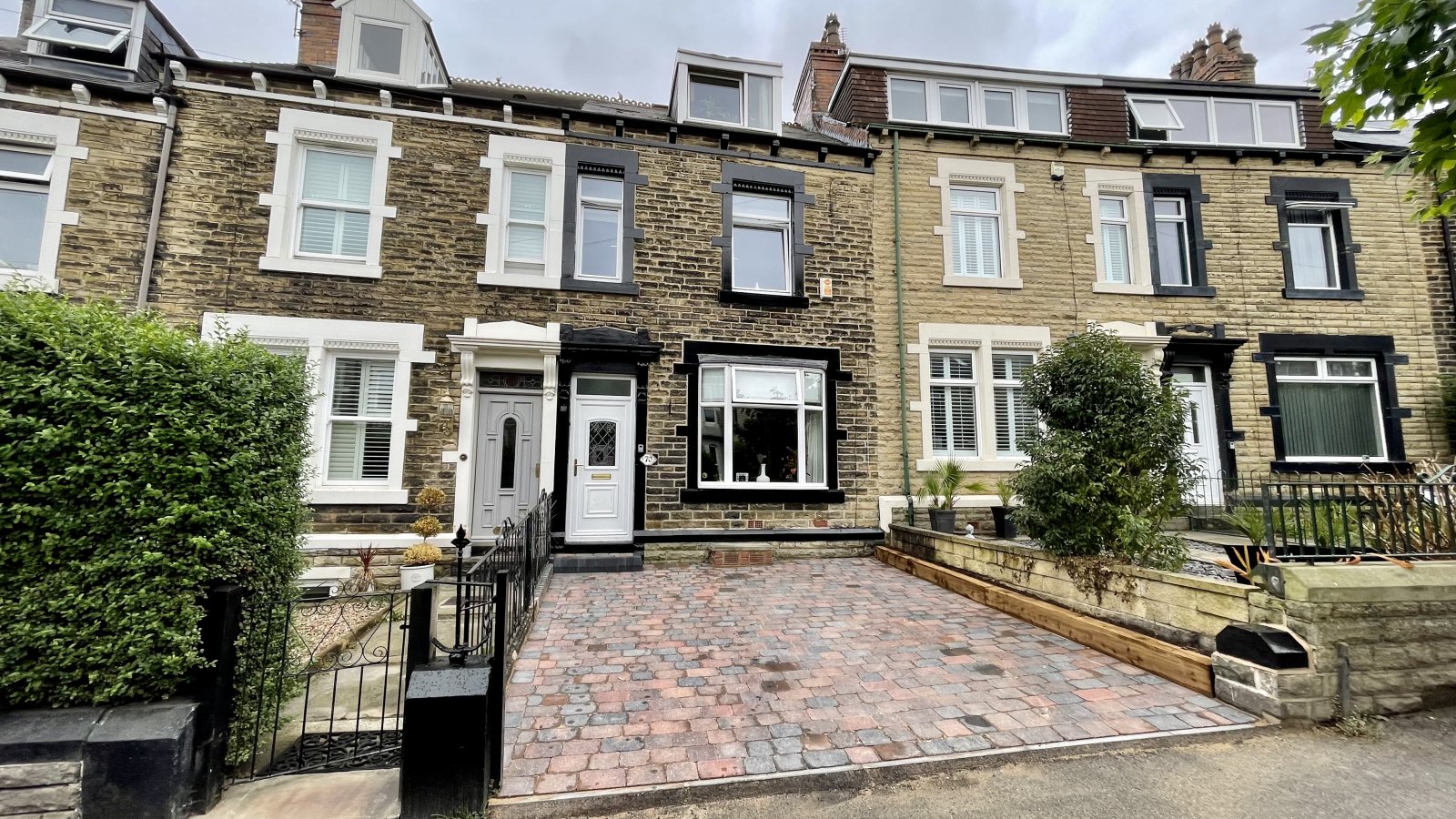 Park Grove, Barnsley Whitegates