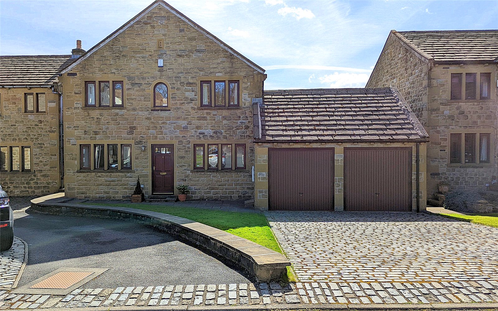 Covey Clough Court, Mirfield, West Yorkshire Whitegates