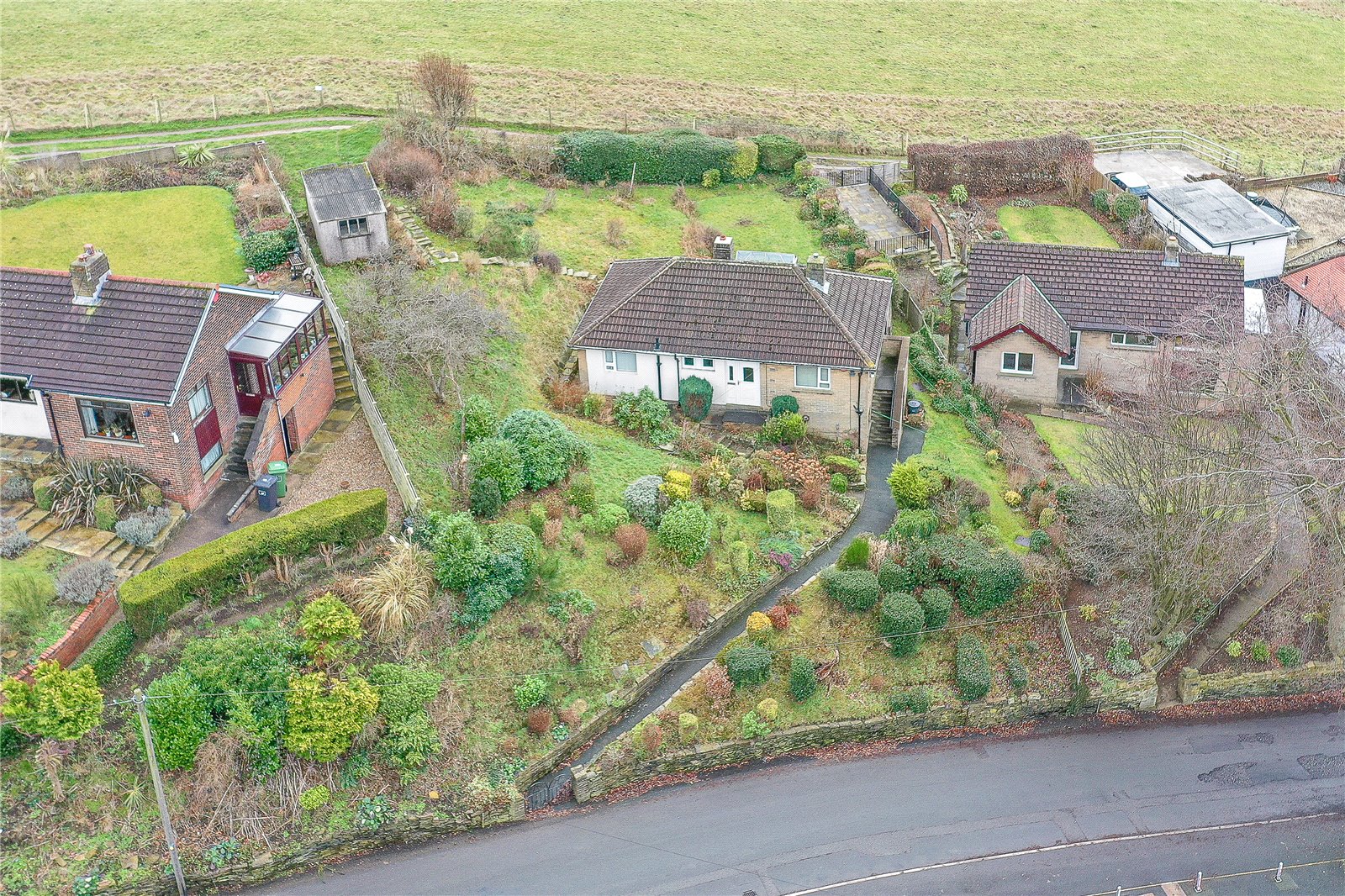 ladyhouse-lane-berry-brow-huddersfield-whitegates