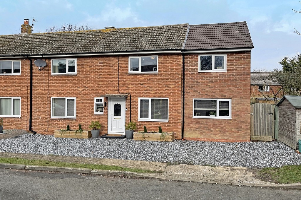 Cromwell Place, Lighthorne Heath, Leamington Spa Martin & Co