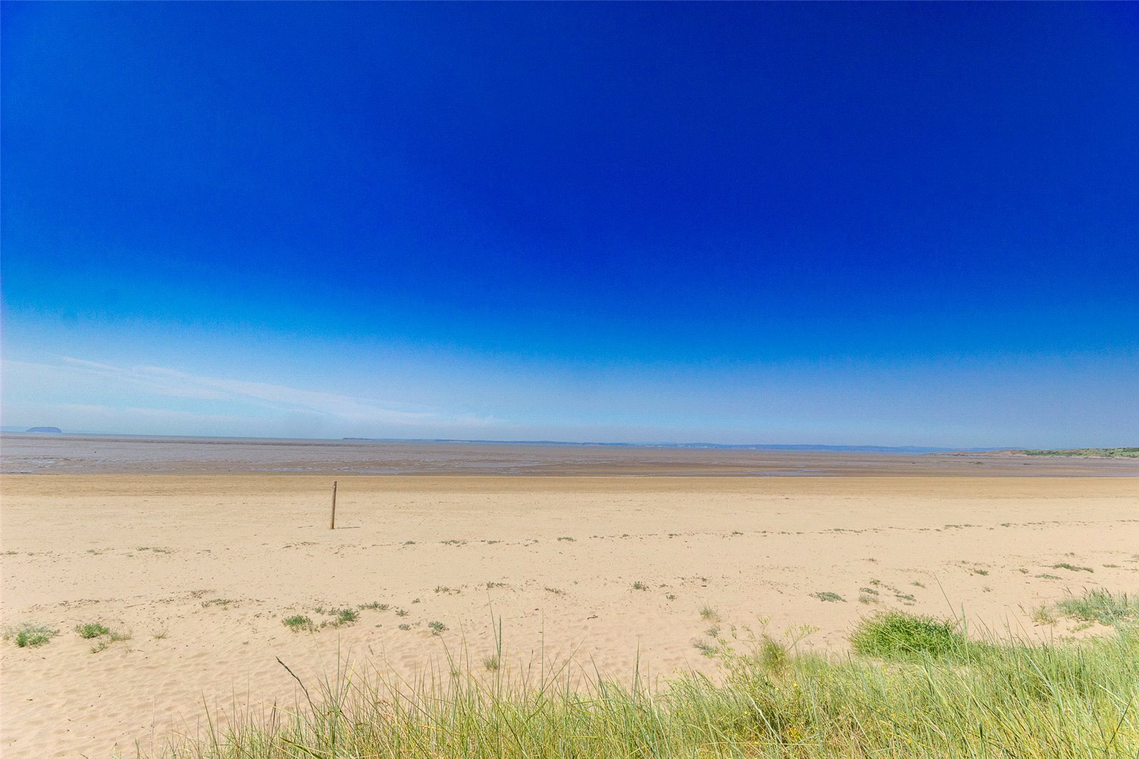 Beach Road, Kewstoke, WestonsuperMare CJ Hole