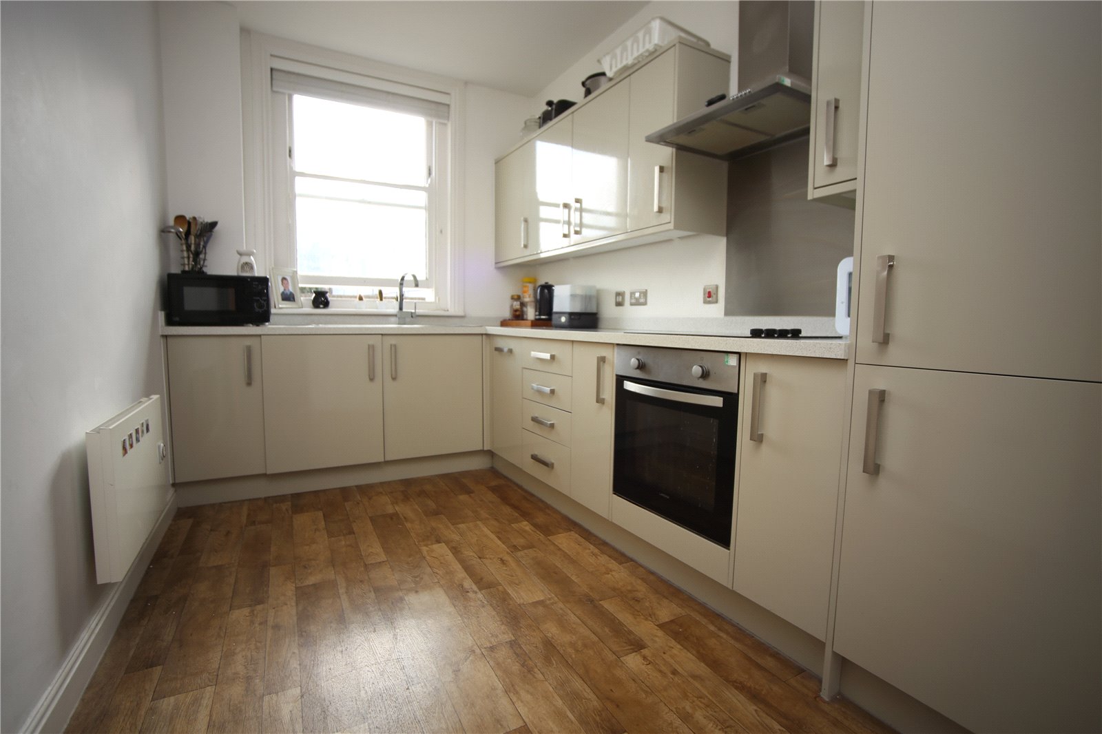 St. Place, Cheltenham, Gloucestershire CJ Hole