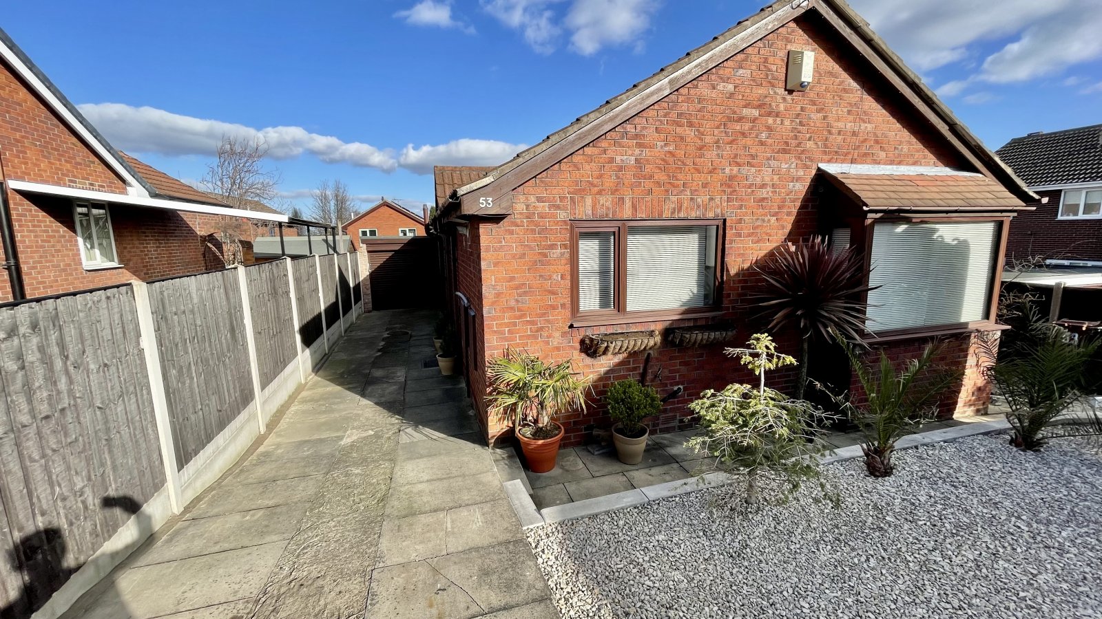 Newfield Avenue, Monk Bretton Whitegates