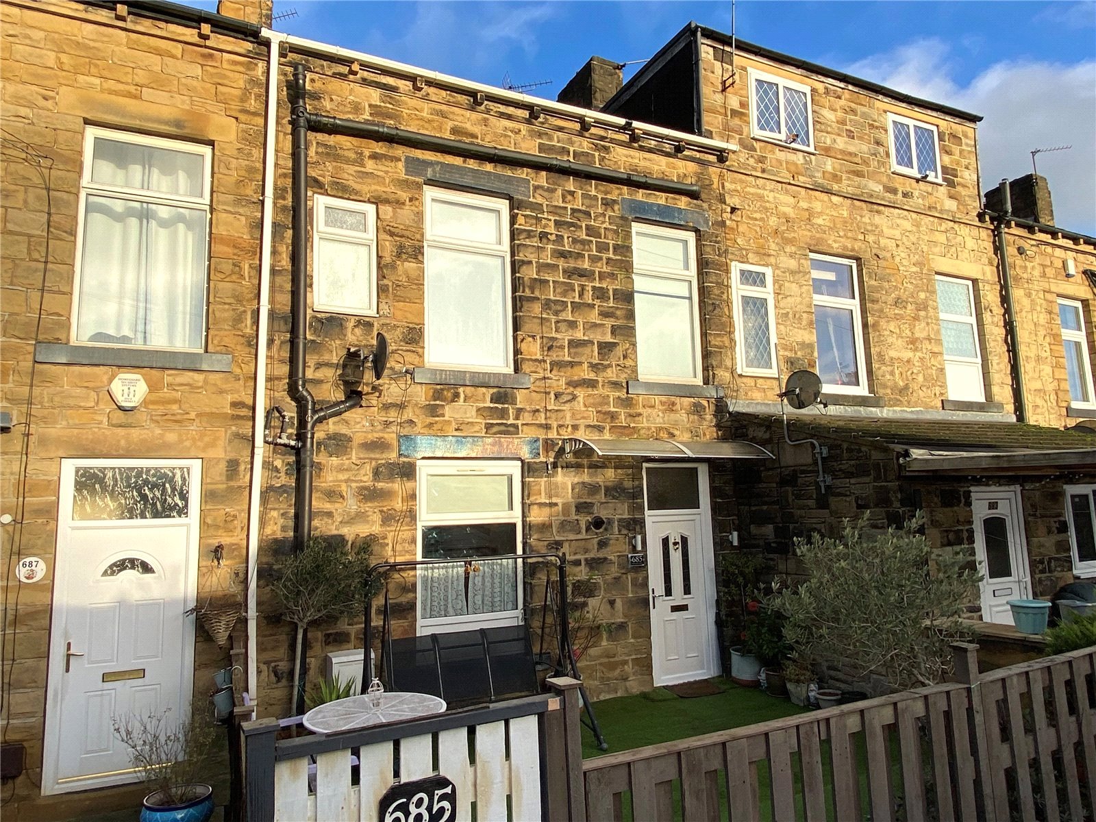 Bradford Road, Batley Whitegates