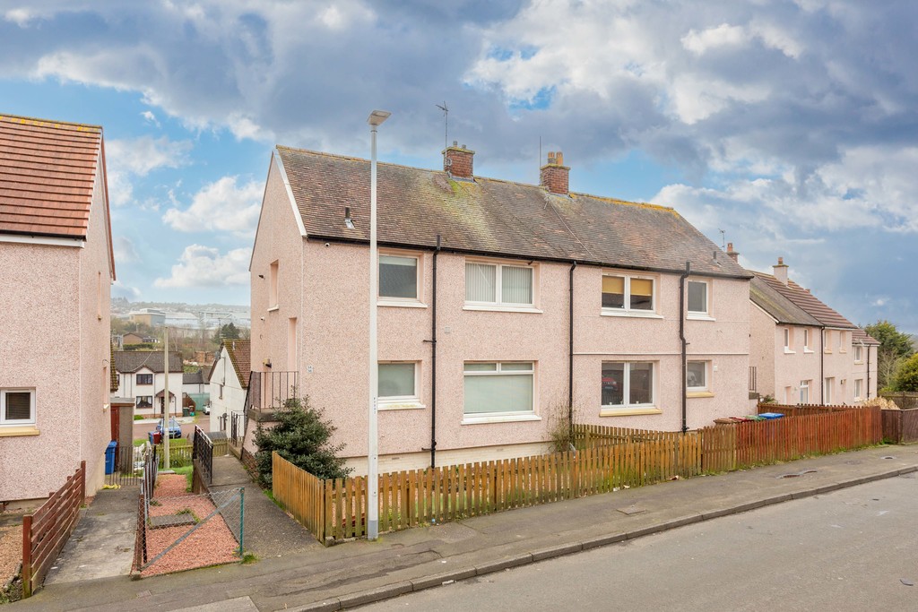 Wholequarter Avenue, Falkirk Martin & Co