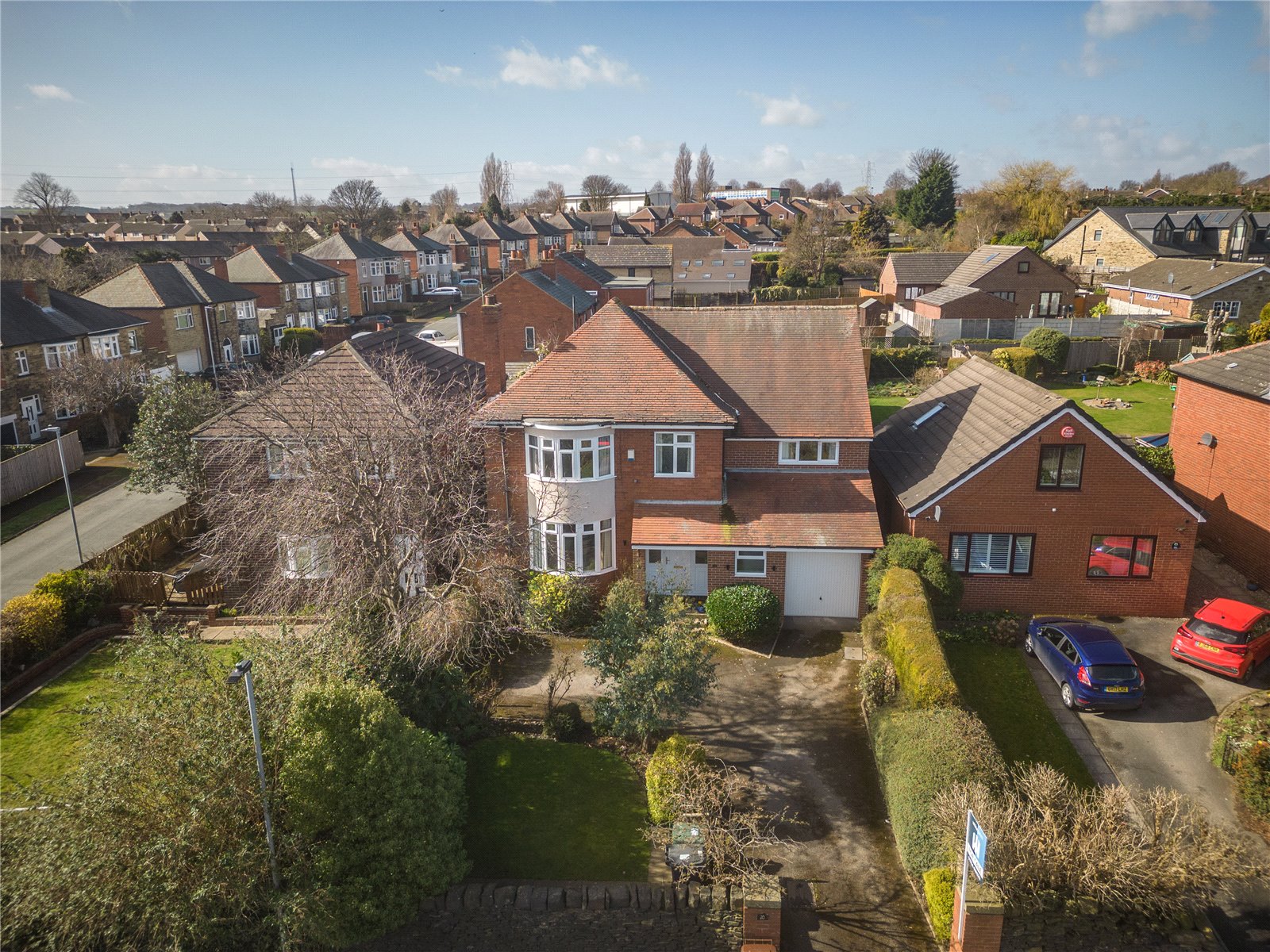 Valley Road, Thornhill, Dewsbury Whitegates