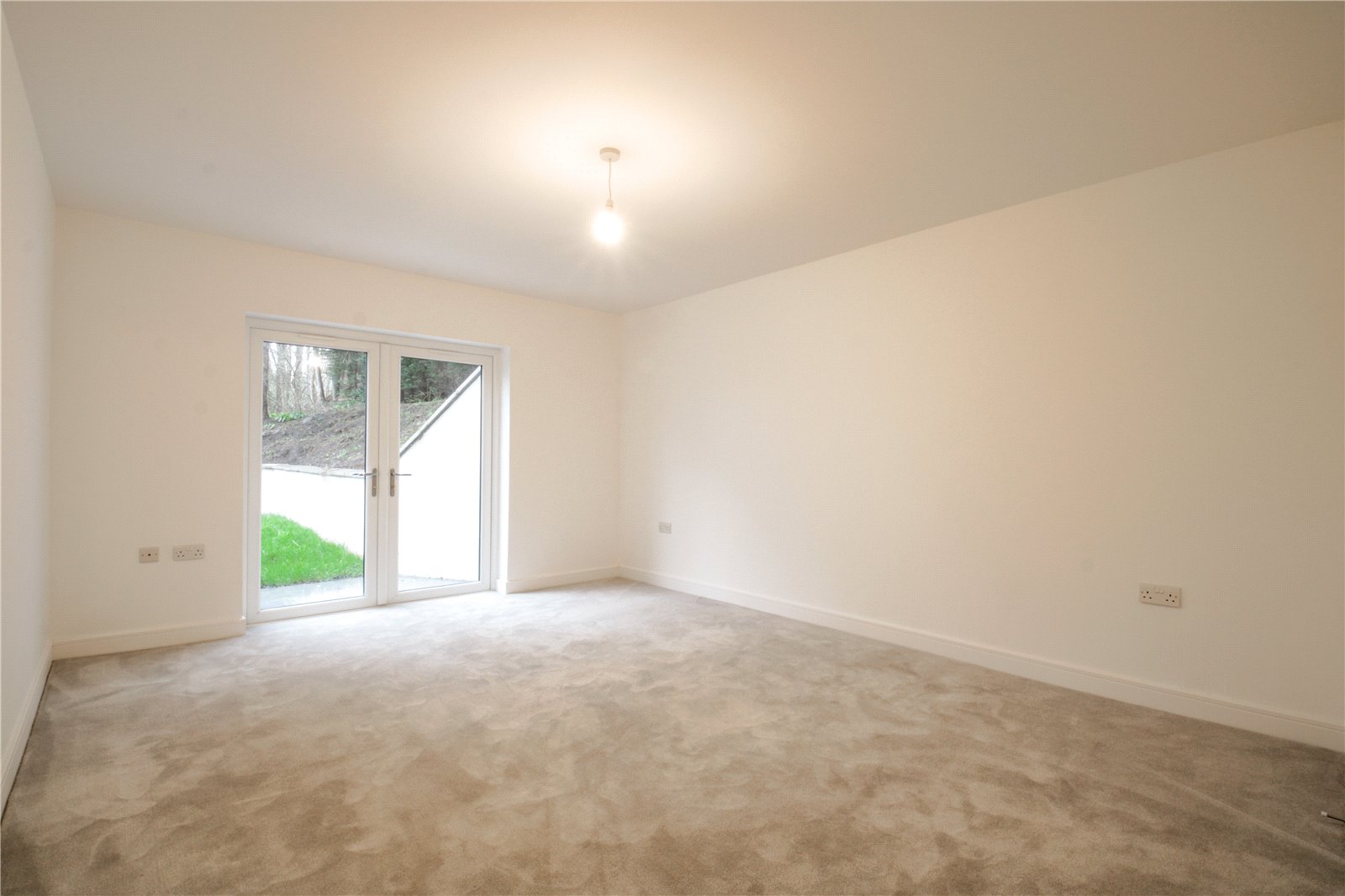 Searle Court Avenue, St Annes Park, Bristol CJ Hole