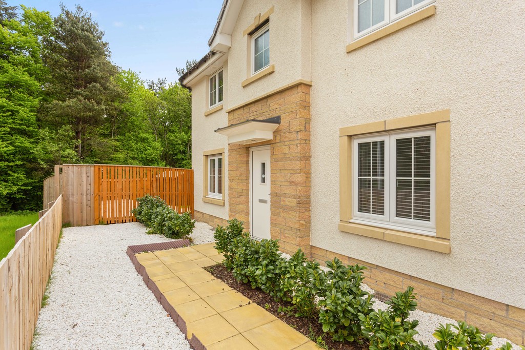 Caldercruix Crescent, Eliburn, Livingston Martin & Co