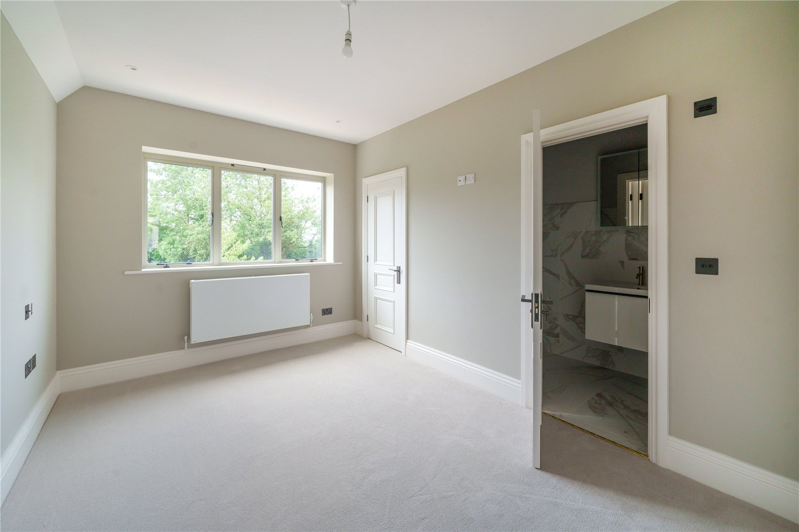 Noverton Lane, Prestbury, Cheltenham CJ Hole