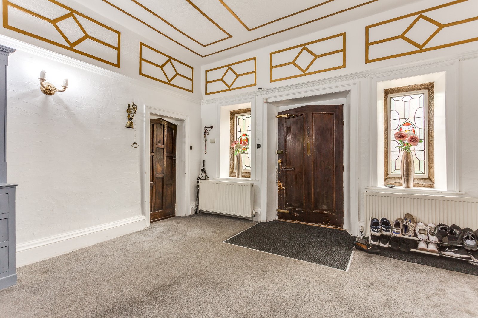 Liversedge Hall Lane, Liversedge Whitegates