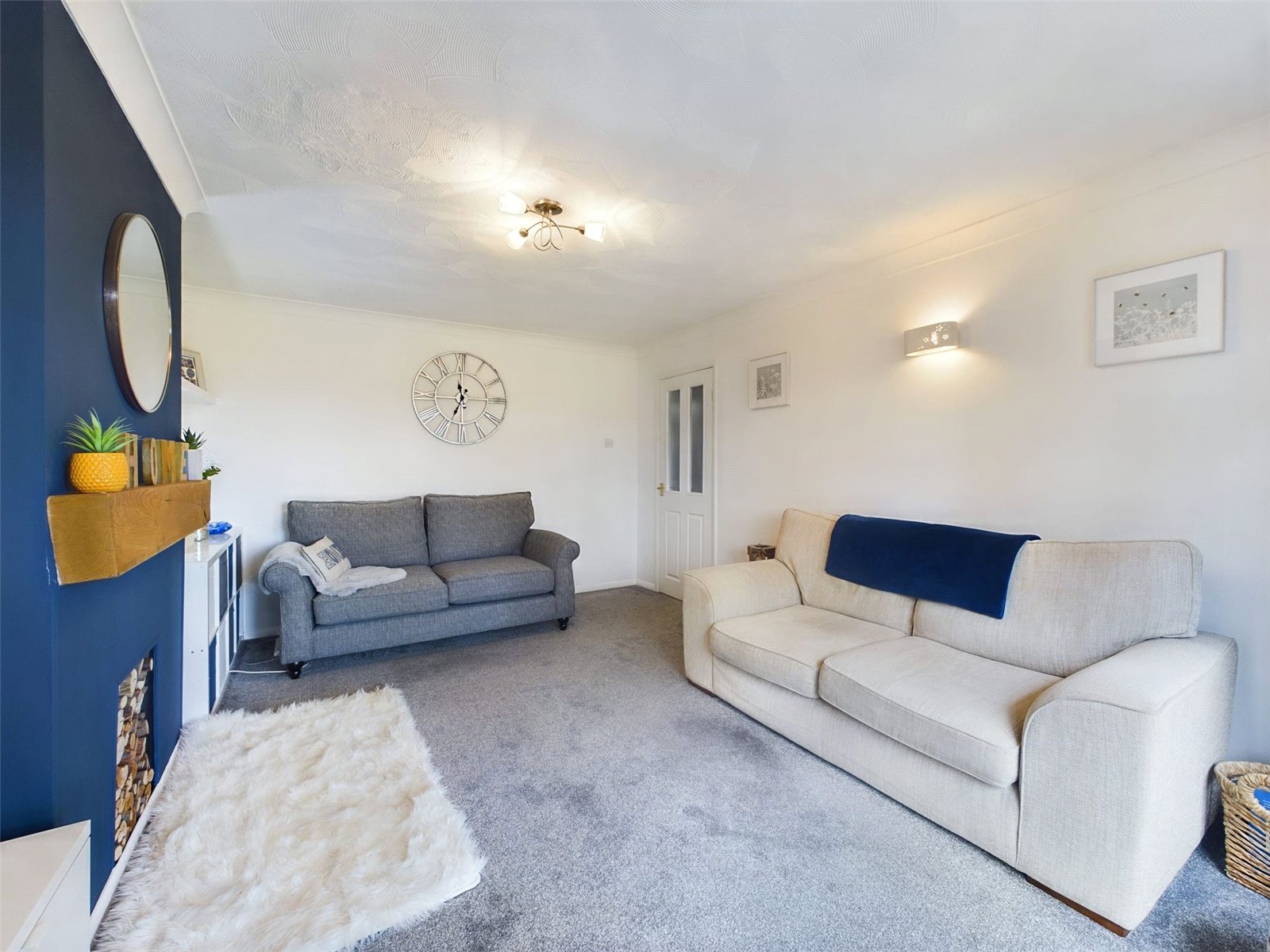 Fawcett Crescent, Woodley, Reading Parkers