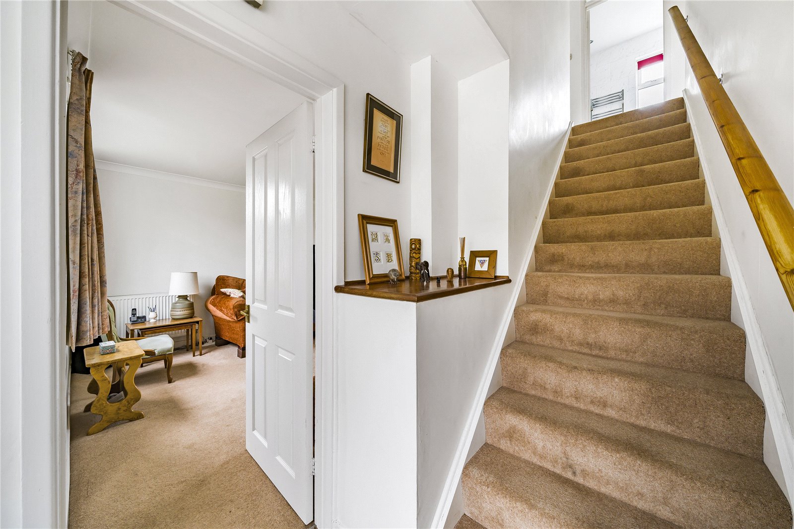 Bafford Approach, Charlton Kings, Cheltenham CJ Hole