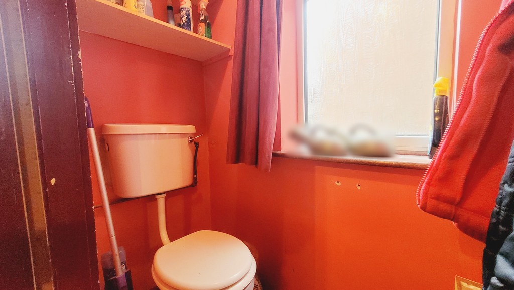 Northwood Avenue, Knaphill Martin & Co