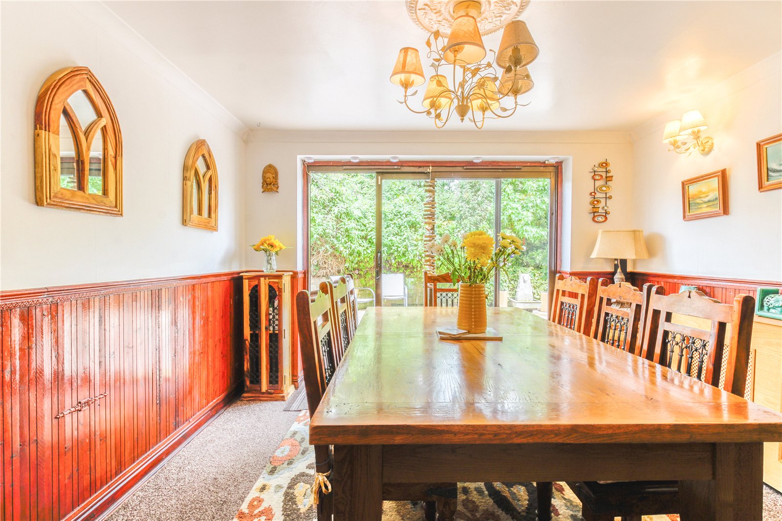 Bristol Road, Whitchurch Village CJ Hole