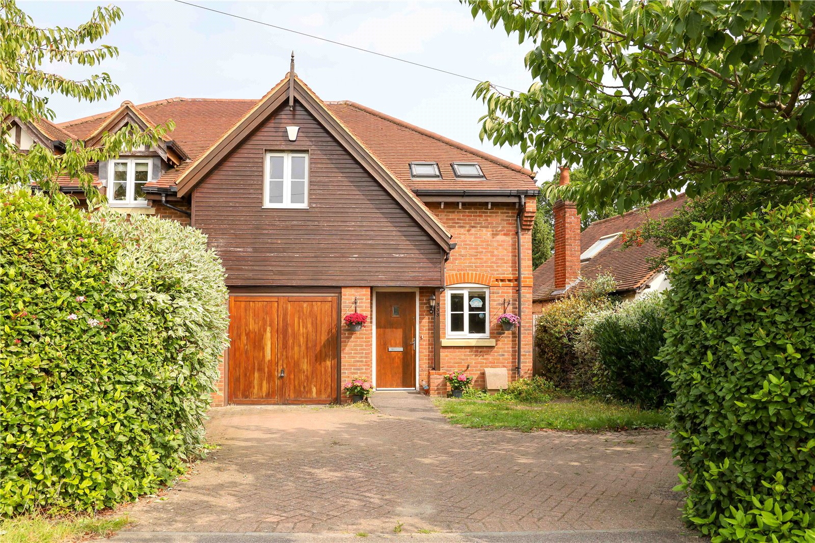 Find Properties For Sale & To Rent Parkers