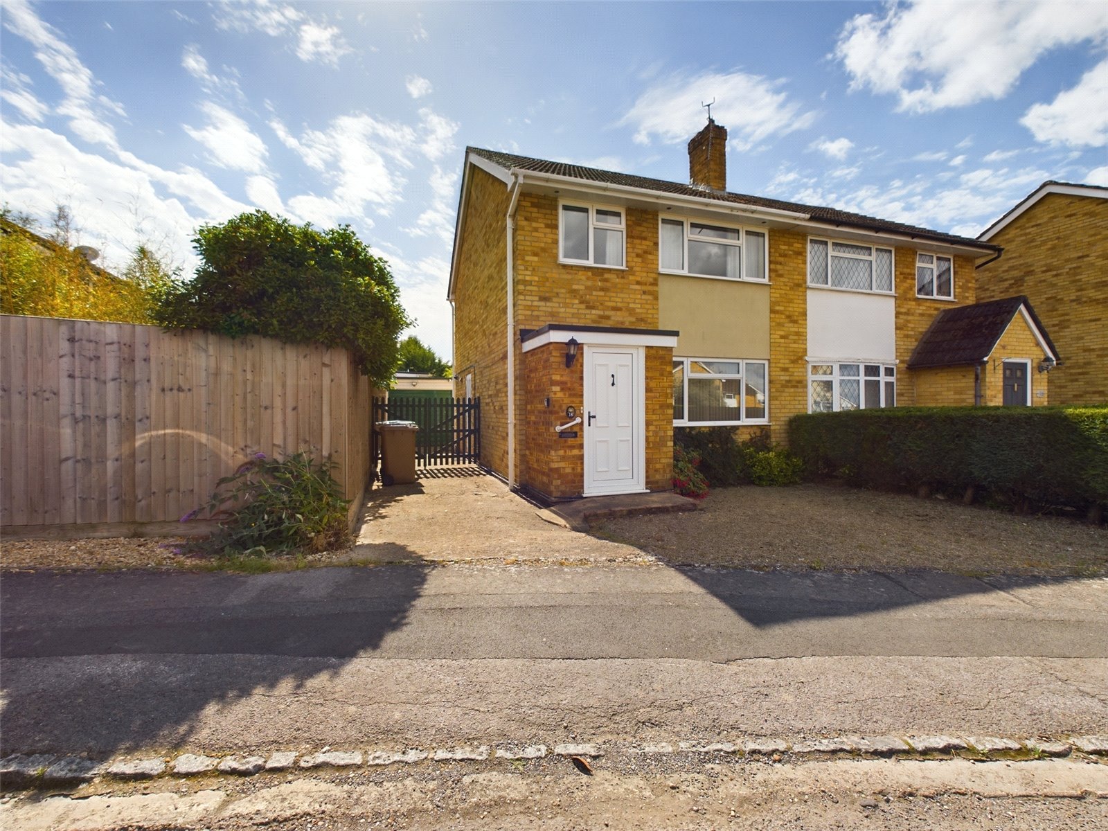 Riders Way, Chinnor, Oxfordshire Parkers