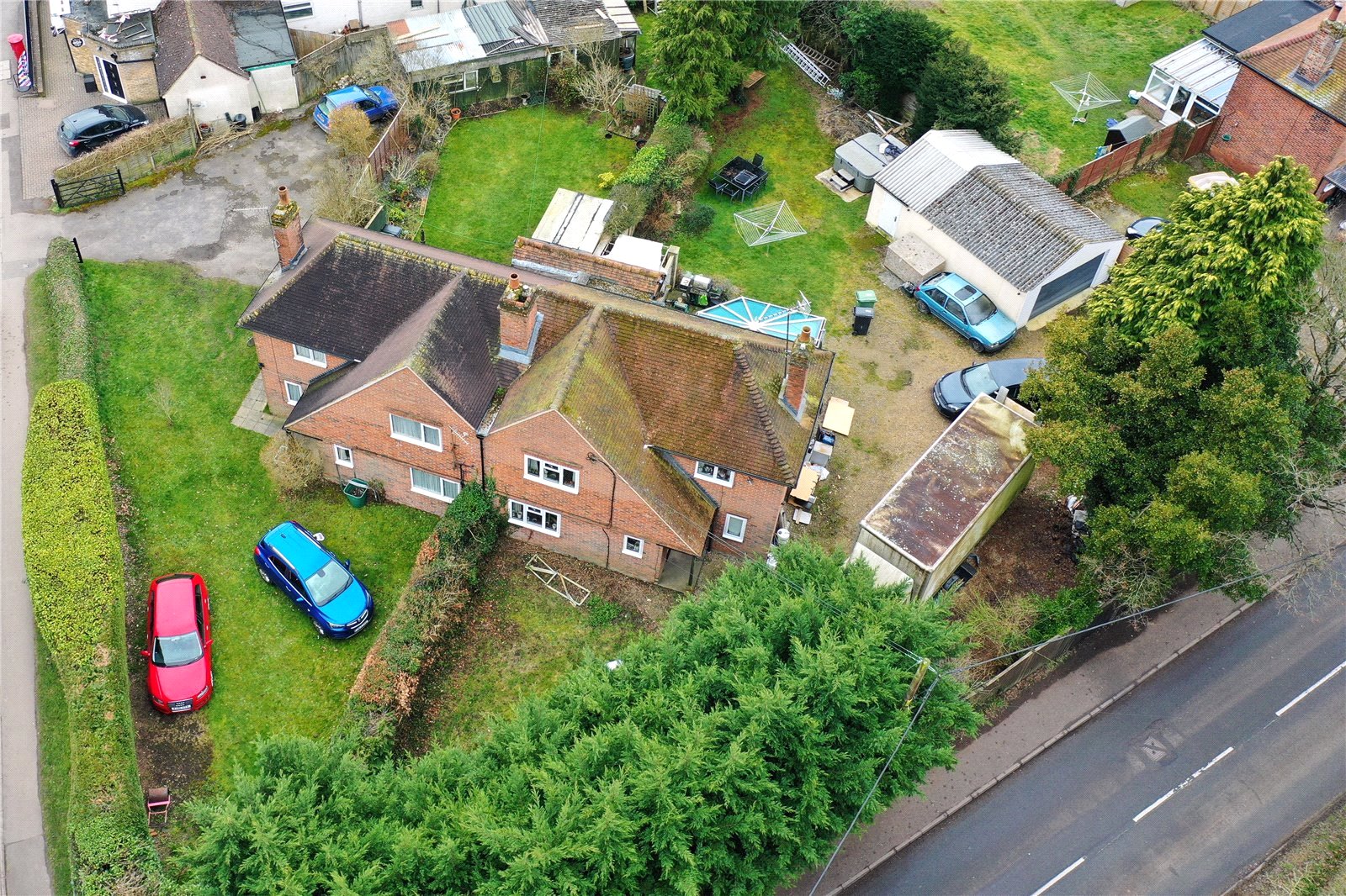 Goring Road, Woodcote, Reading Parkers