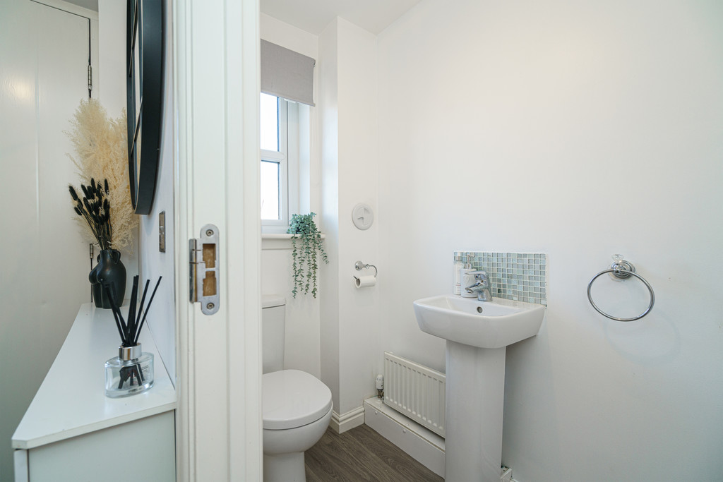 Hopecroft Crescent, Bucksburn, Aberdeen Martin & Co