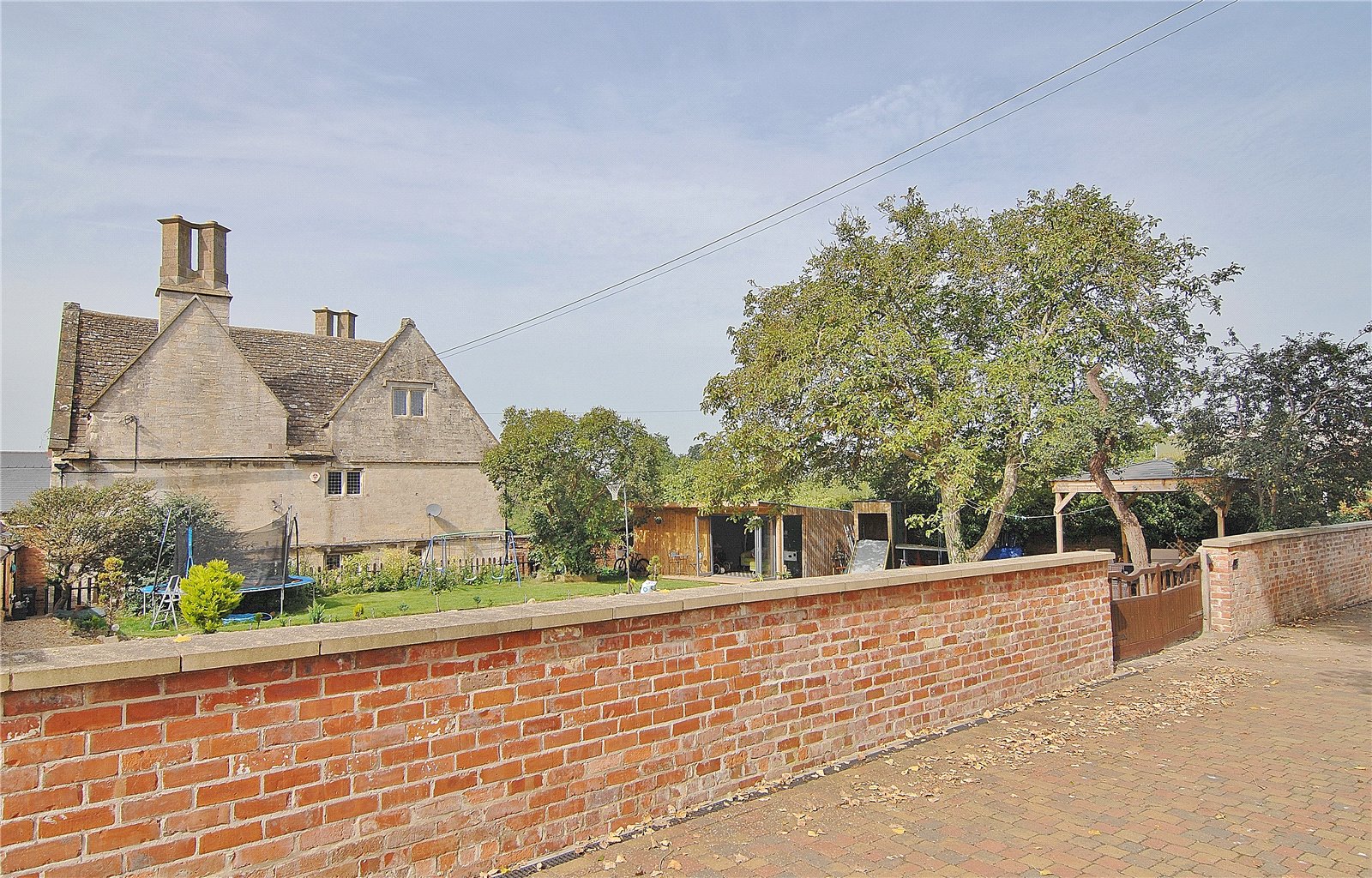 Standish, Stonehouse, Gloucestershire Parkers