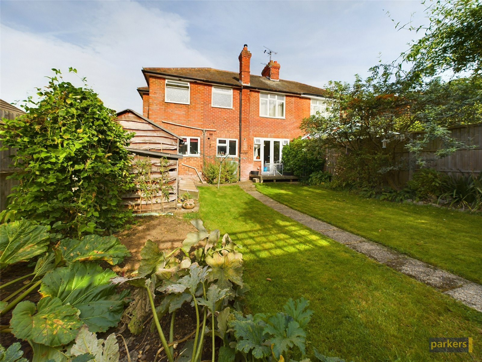 Chiltern Crescent, Earley, Reading Parkers