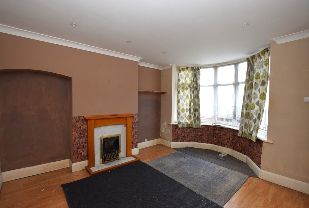 Beaumont Avenue, Hinckley Martin & Co