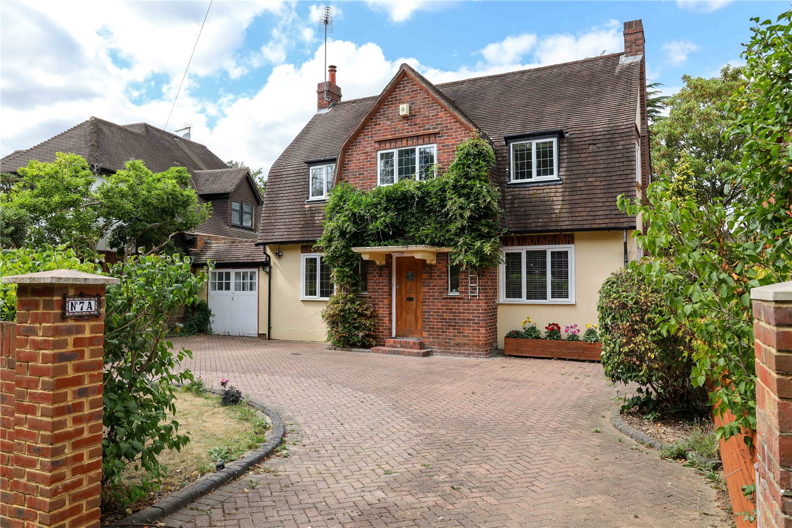 Find Properties For Sale & To Rent Parkers