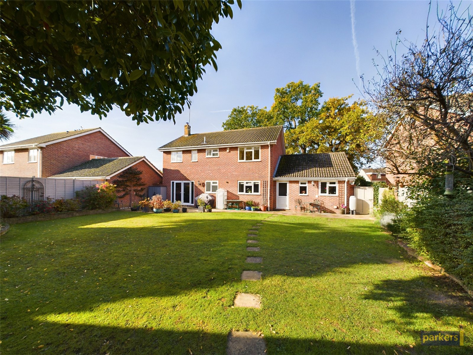 Western Avenue, Woodley, Reading Parkers