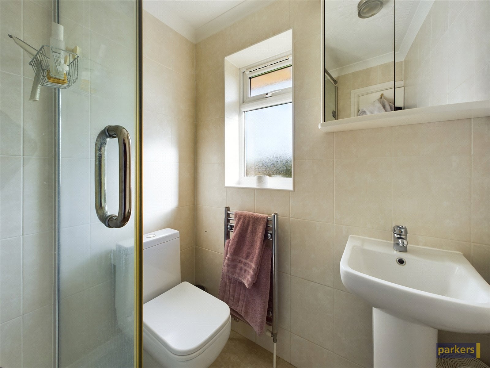 Western Avenue, Woodley, Reading Parkers