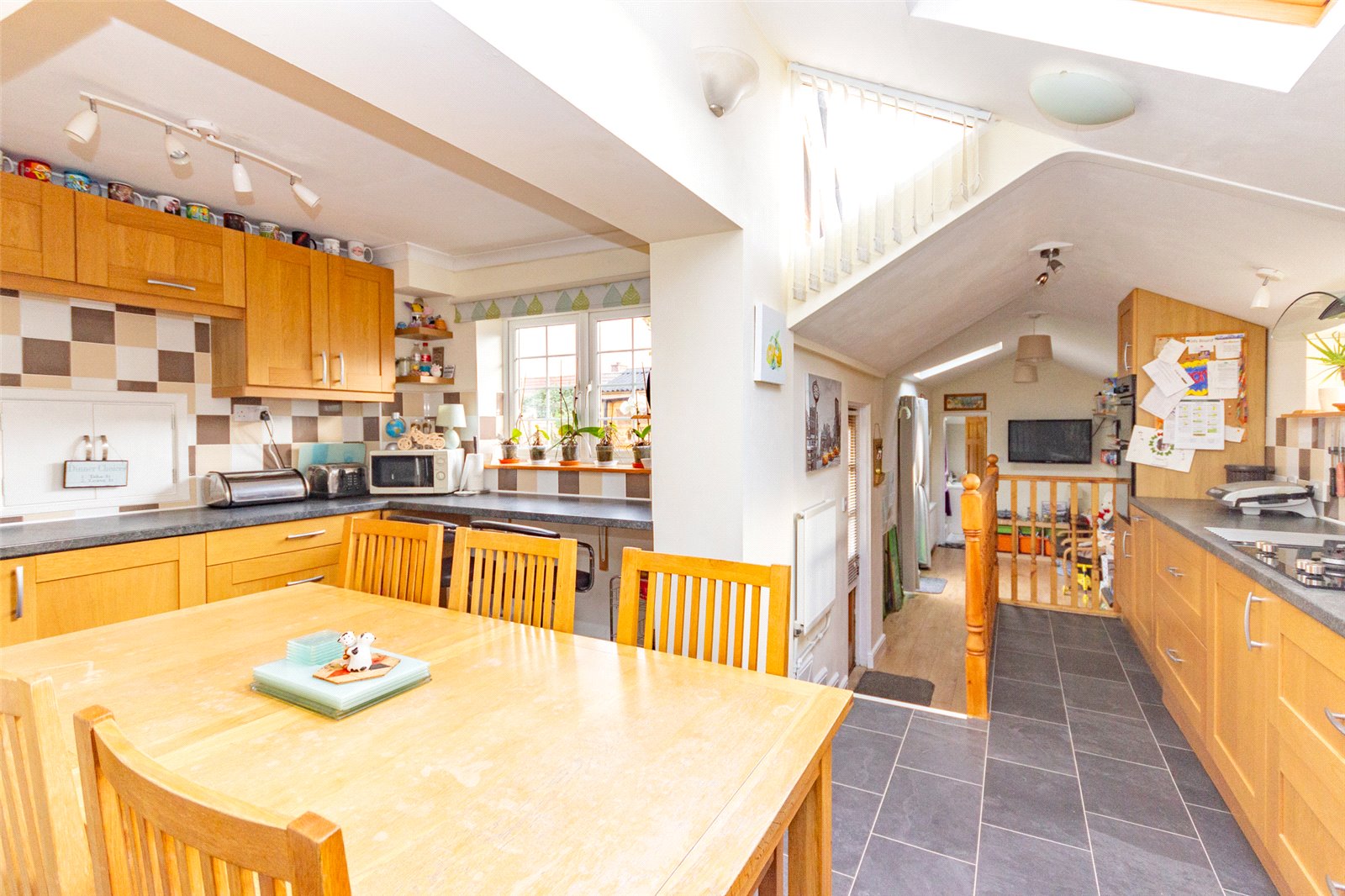 Pilgrims Way, WestonsuperMare, Somerset CJ Hole