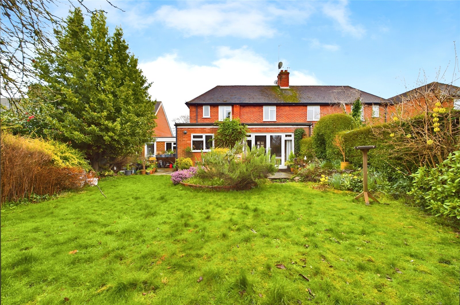 Westwood Road, Tilehurst, Reading Parkers