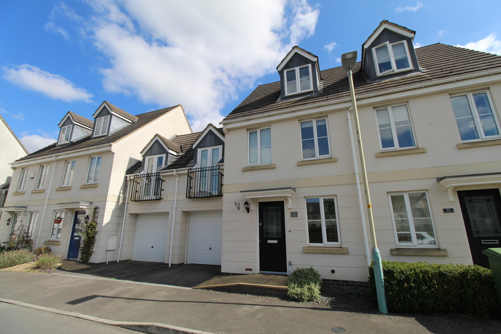 Rosebay Gardens, Cheltenham Martin & Co