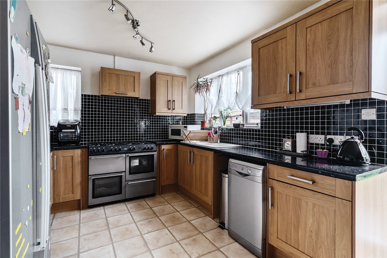 Brooklyn Road, Cheltenham CJ Hole