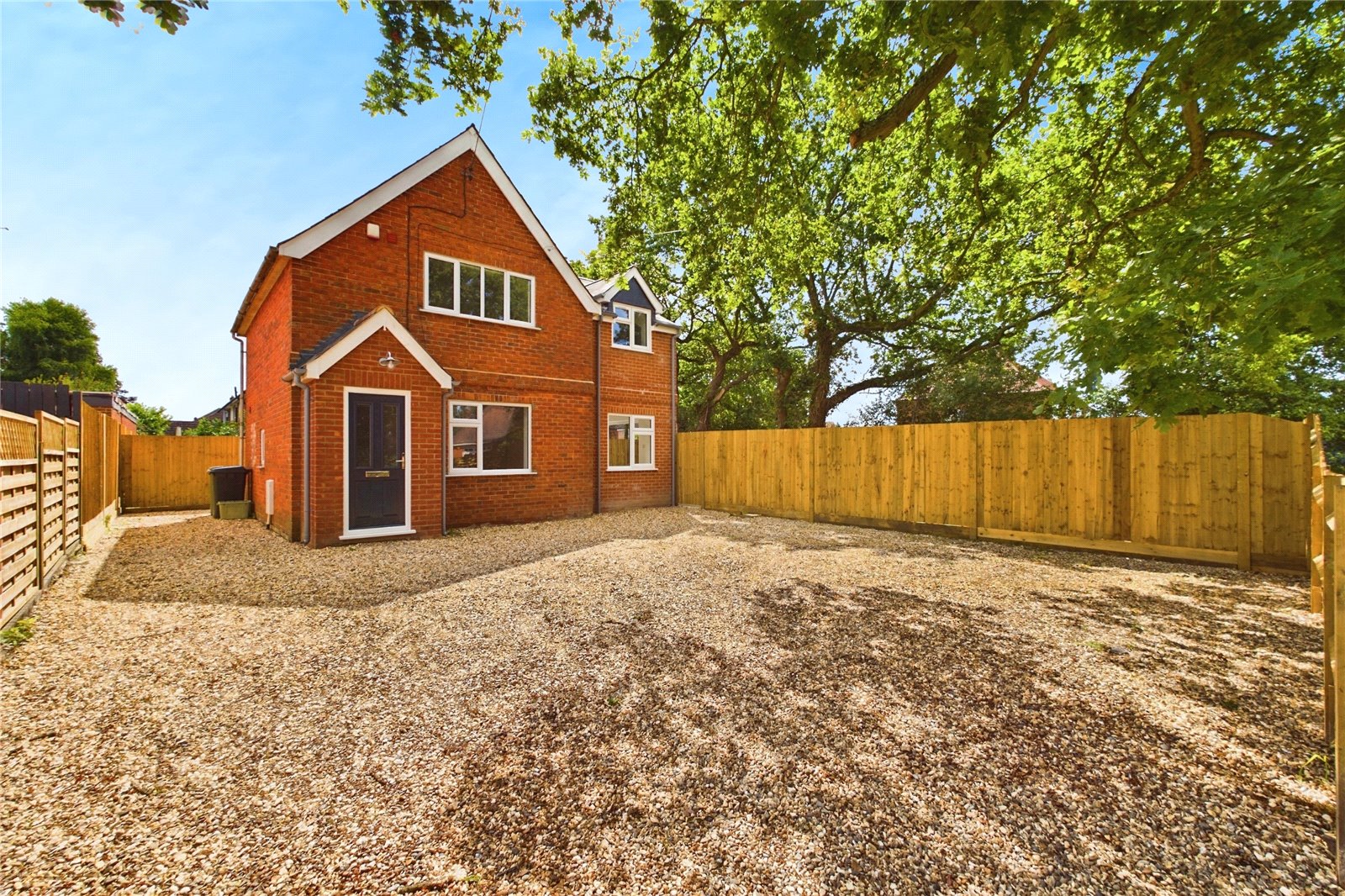 Northfield Road, Thatcham, Berkshire Parkers