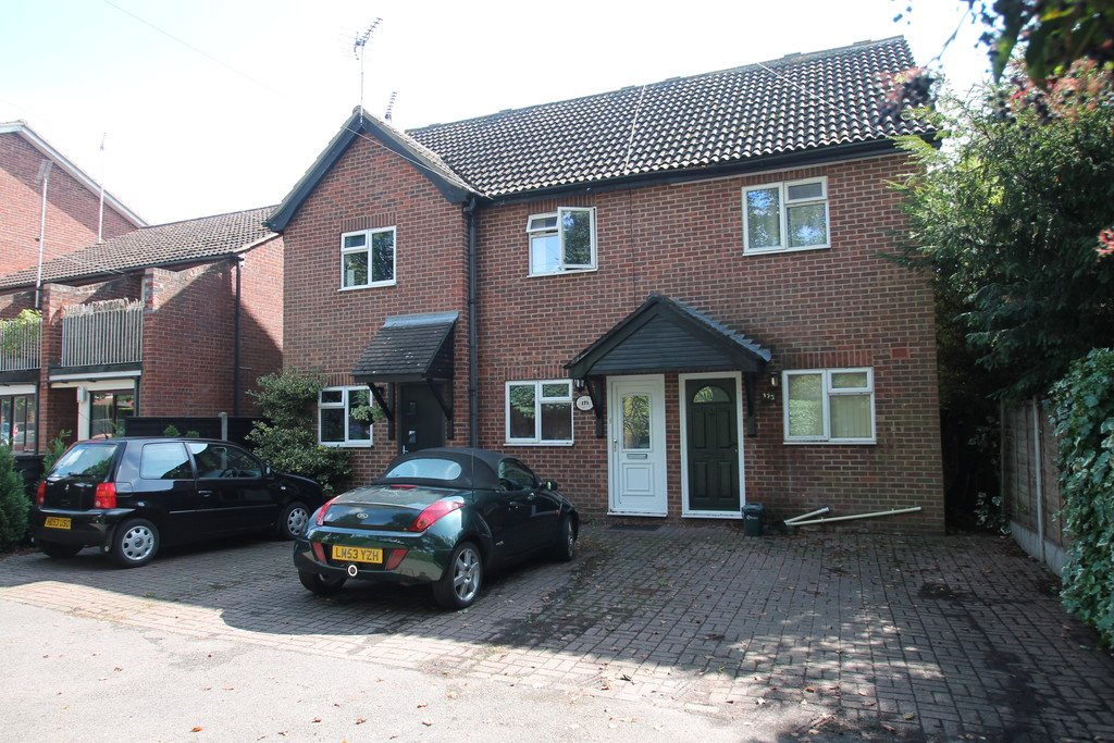 Martin & Co Chelmsford 2 bedroom Terraced House Let Agreed in Kings